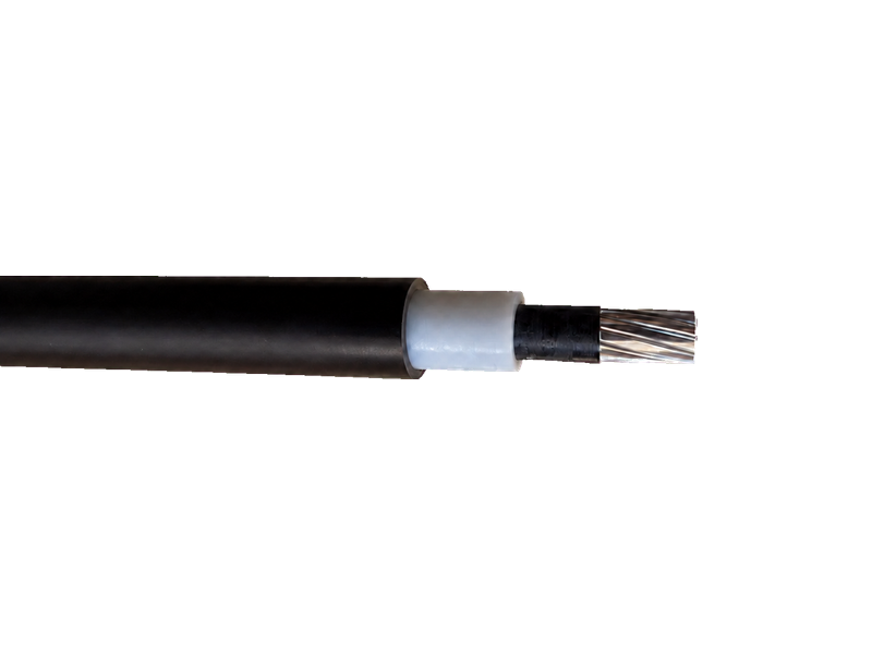 25 kV three-layer ACSR tree wire showing conductor shield, insulation and track-resistant outer covering